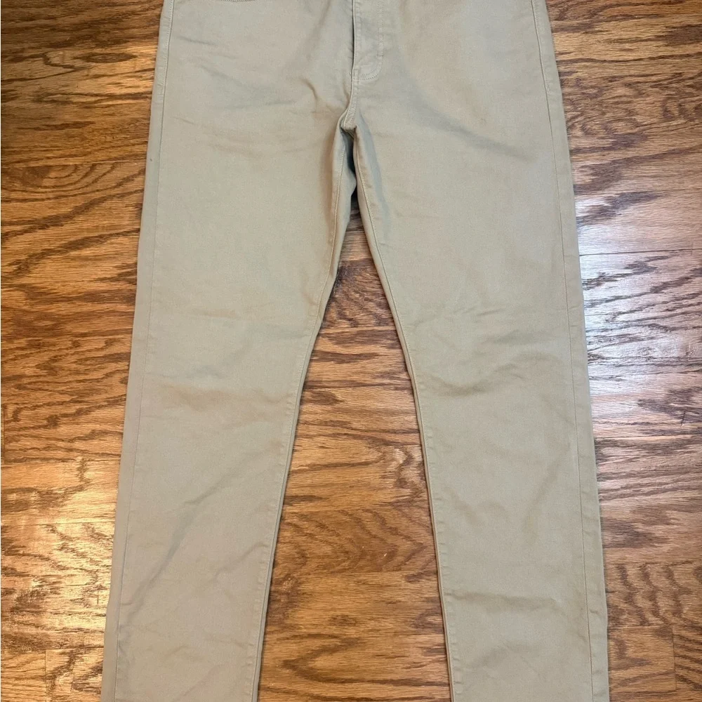 J. Crew Men’s Straight Jeans in Khaki